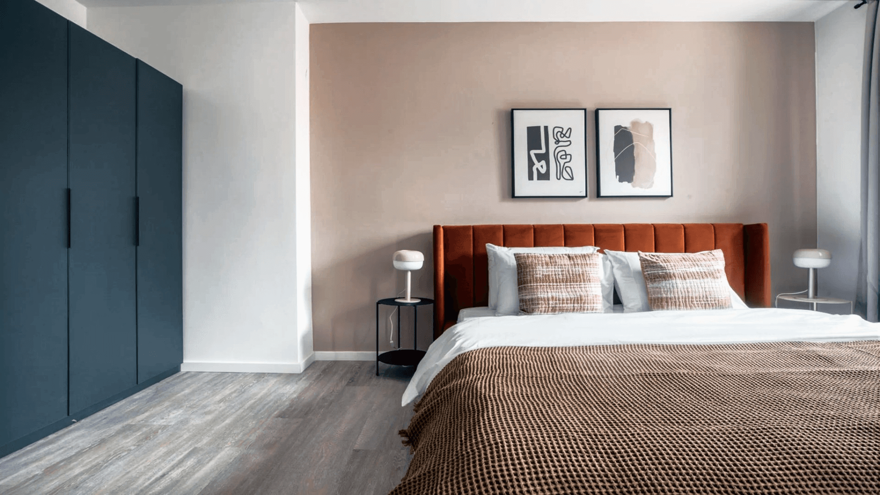 Prenájom bytu 2-izbový 62 m², Berlin, Berlín Prenájom bytu 2-izbový 62 m², Berlin, Berlín