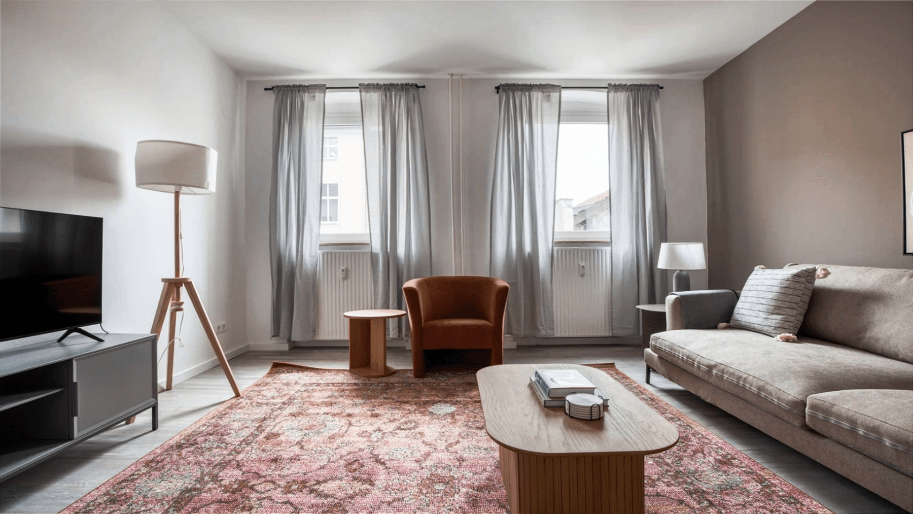 Prenájom bytu 2-izbový 62 m², Berlin, Berlín Prenájom bytu 2-izbový 62 m², Berlin, Berlín