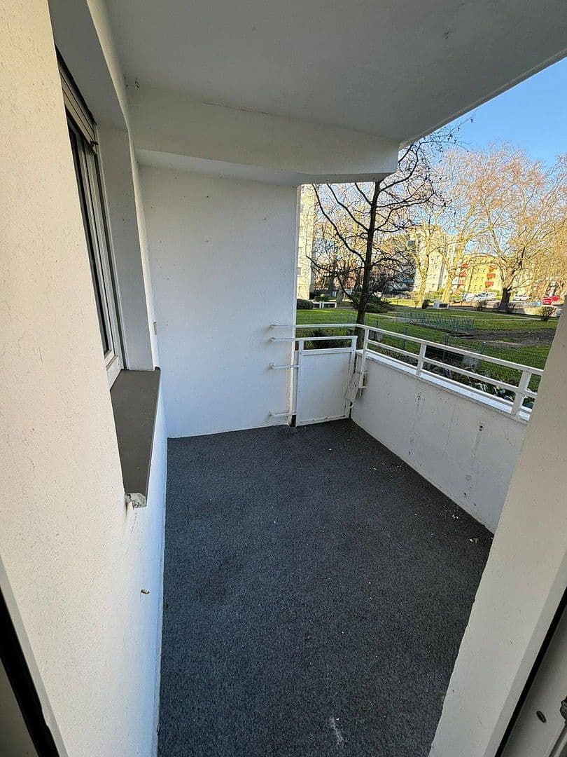 Predaj bytu 3-izbový 81 m², Albert-Einstein-Str. 23, Duisburg, Severné Porýnie - Westfálsko Predaj bytu 3-izbový 81 m², Albert-Einstein-Str. 23, Duisburg, Severné Porýnie - Westfálsko