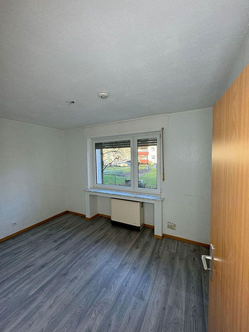 Predaj bytu 3-izbový 81 m², Albert-Einstein-Str. 23, Duisburg, Severné Porýnie - Westfálsko Predaj bytu 3-izbový 81 m², Albert-Einstein-Str. 23, Duisburg, Severné Porýnie - Westfálsko