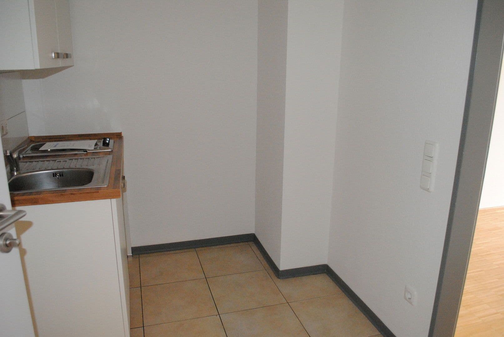 Prenájom bytu 1-izbový 40 m², Gumbertstraße XX, Düsseldorf, Severné Porýnie - Westfálsko Prenájom bytu 1-izbový 40 m², Gumbertstraße XX, Düsseldorf, Severné Porýnie - Westfálsko