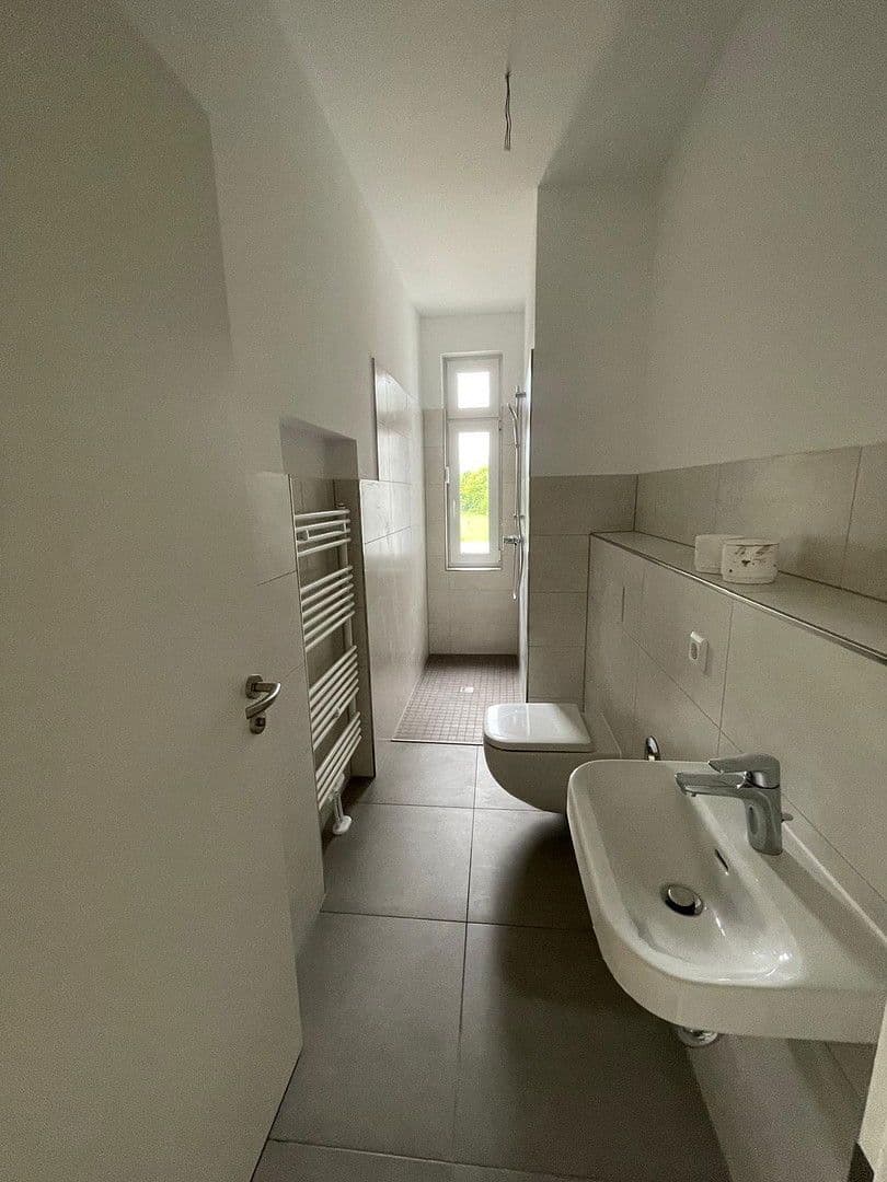 Prenájom bytu 4-izbový 115 m², Cochstedter straße 2, Magdeburg, Sasko-Anhaltsko Prenájom bytu 4-izbový 115 m², Cochstedter straße 2, Magdeburg, Sasko-Anhaltsko