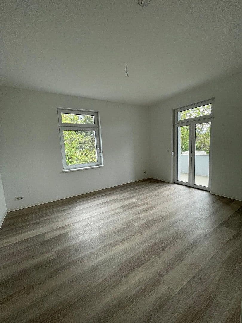 Prenájom bytu 4-izbový 115 m², Cochstedter straße 2, Magdeburg, Sasko-Anhaltsko Prenájom bytu 4-izbový 115 m², Cochstedter straße 2, Magdeburg, Sasko-Anhaltsko