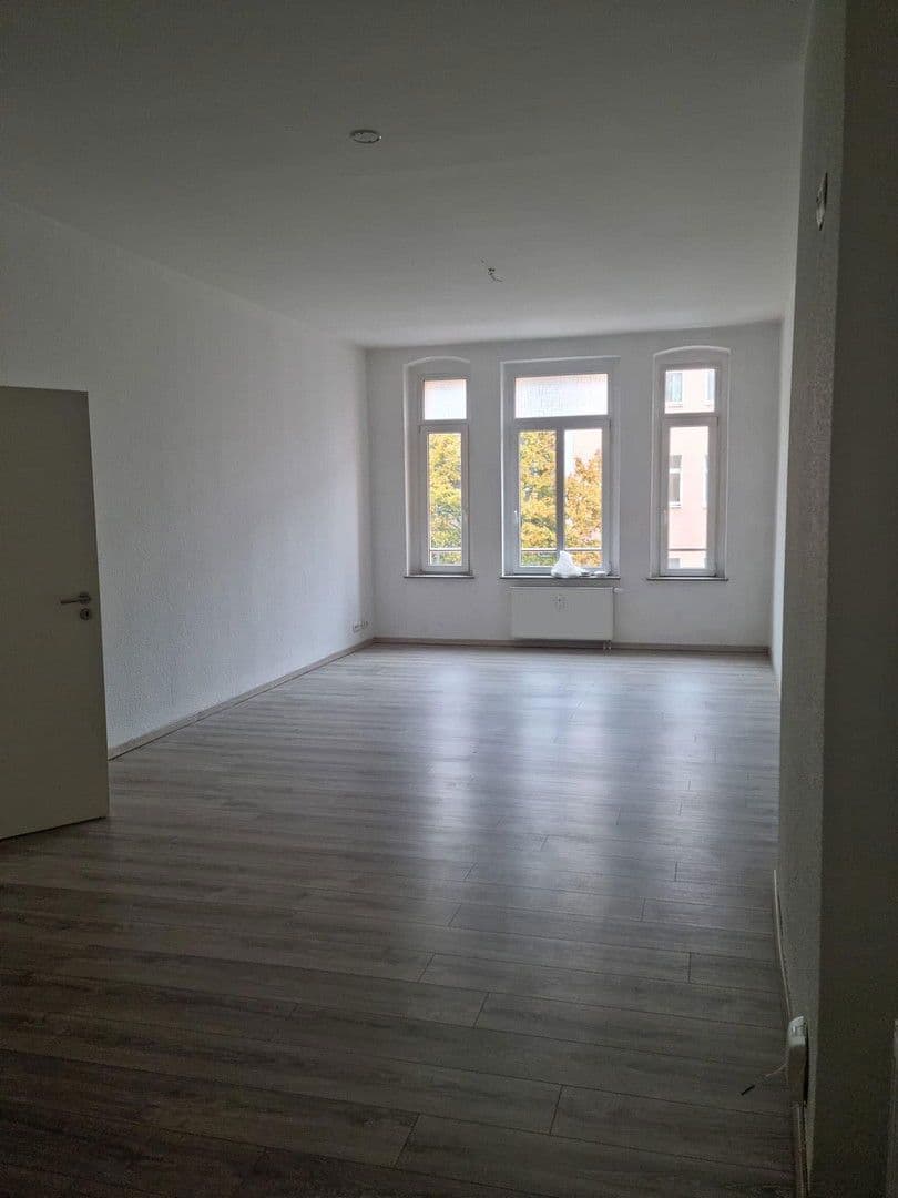 Prenájom bytu 4-izbový 122 m², Halberstädter Straße, Magdeburg, Sasko-Anhaltsko Prenájom bytu 4-izbový 122 m², Halberstädter Straße, Magdeburg, Sasko-Anhaltsko