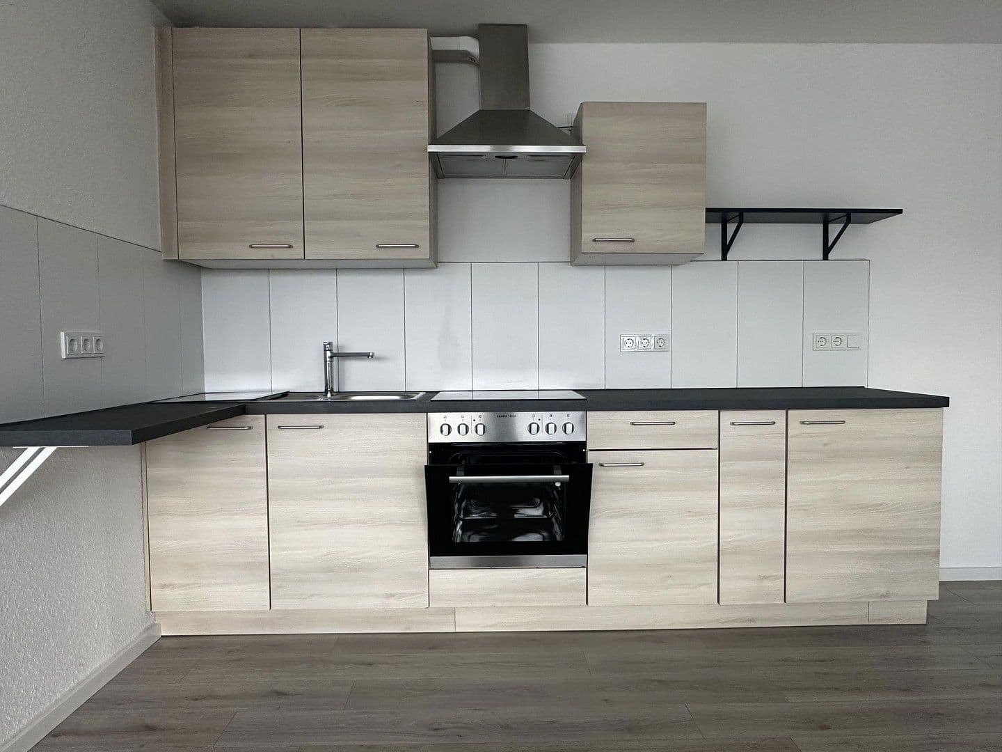 Prenájom bytu 2-izbový 57 m², Kamp-Lintfort, Severné Porýnie - Westfálsko Prenájom bytu 2-izbový 57 m², Kamp-Lintfort, Severné Porýnie - Westfálsko