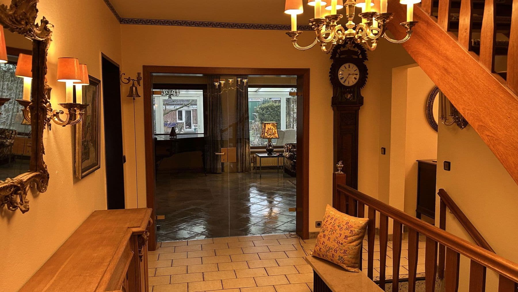 Predaj domu 343 m², pozemek 737 m², Tangstedt, Šlezvicko-Holštajnsko Predaj domu 343 m², pozemek 737 m², Tangstedt, Šlezvicko-Holštajnsko