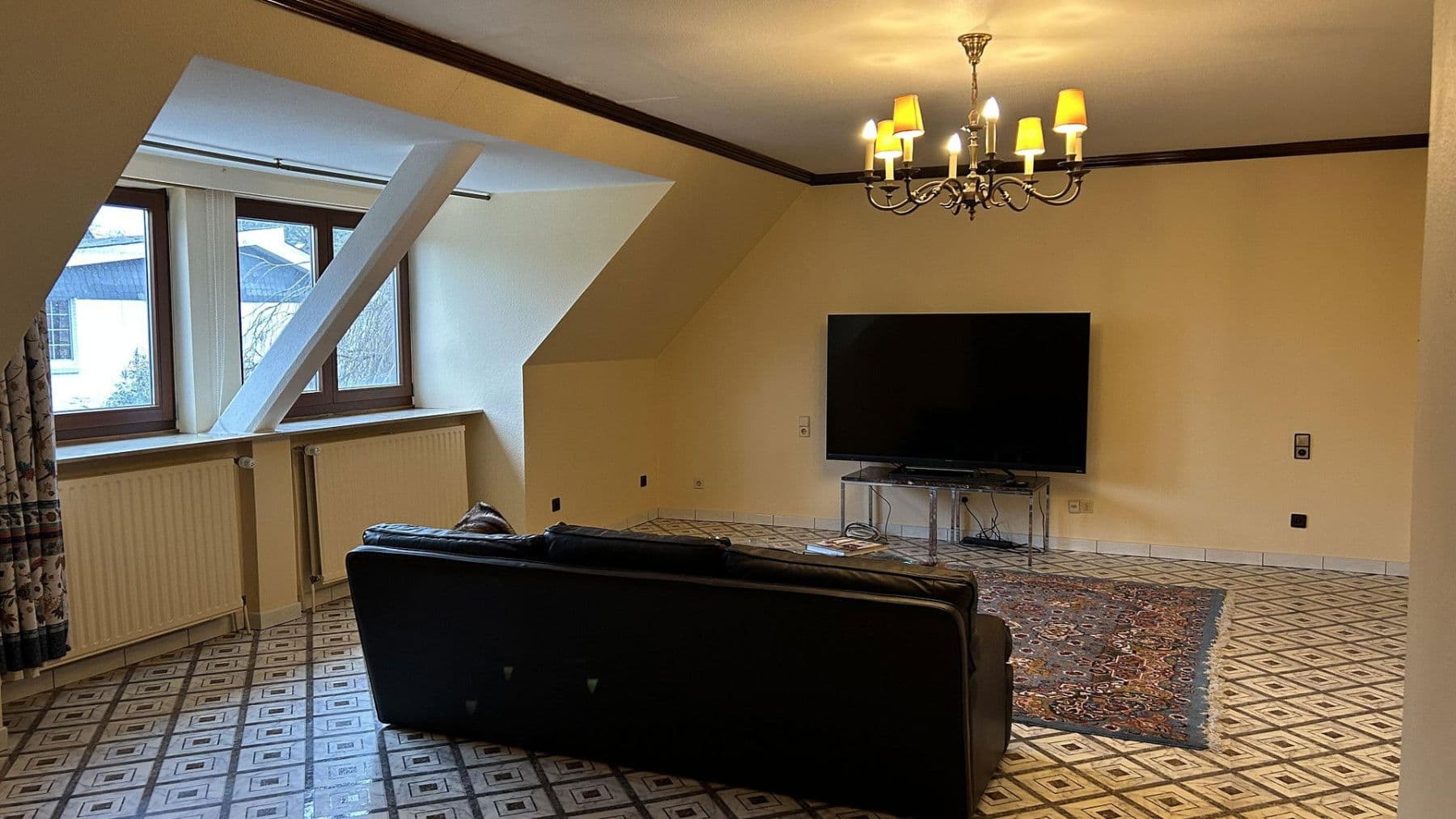 Predaj domu 343 m², pozemek 737 m², Tangstedt, Šlezvicko-Holštajnsko Predaj domu 343 m², pozemek 737 m², Tangstedt, Šlezvicko-Holštajnsko