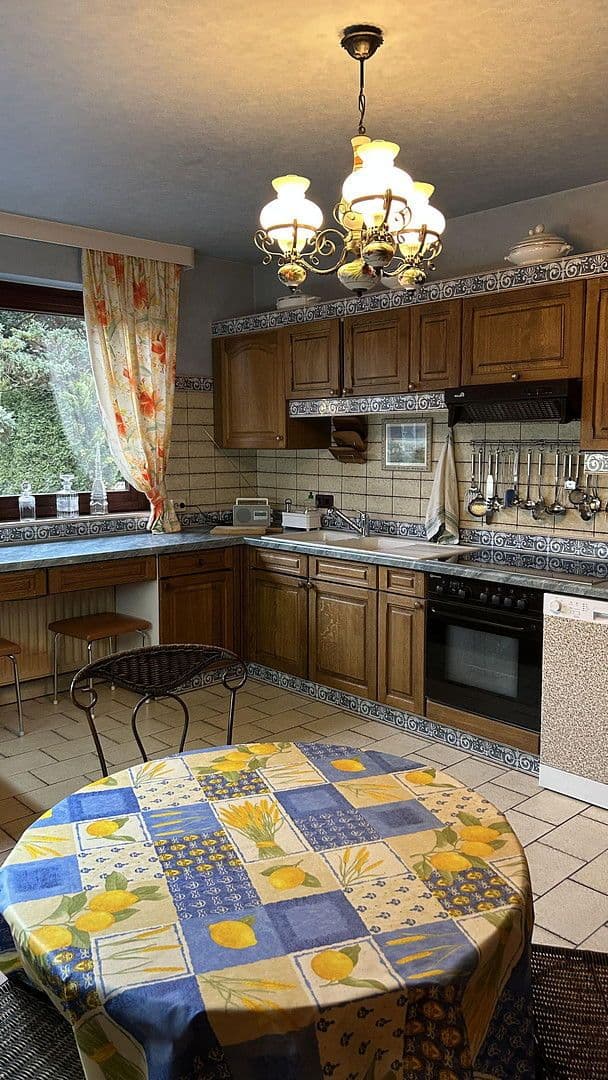 Predaj domu 343 m², pozemek 737 m², Tangstedt, Šlezvicko-Holštajnsko Predaj domu 343 m², pozemek 737 m², Tangstedt, Šlezvicko-Holštajnsko