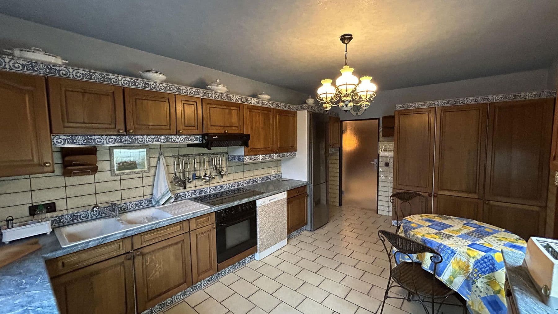 Predaj domu 343 m², pozemek 737 m², Tangstedt, Šlezvicko-Holštajnsko Predaj domu 343 m², pozemek 737 m², Tangstedt, Šlezvicko-Holštajnsko