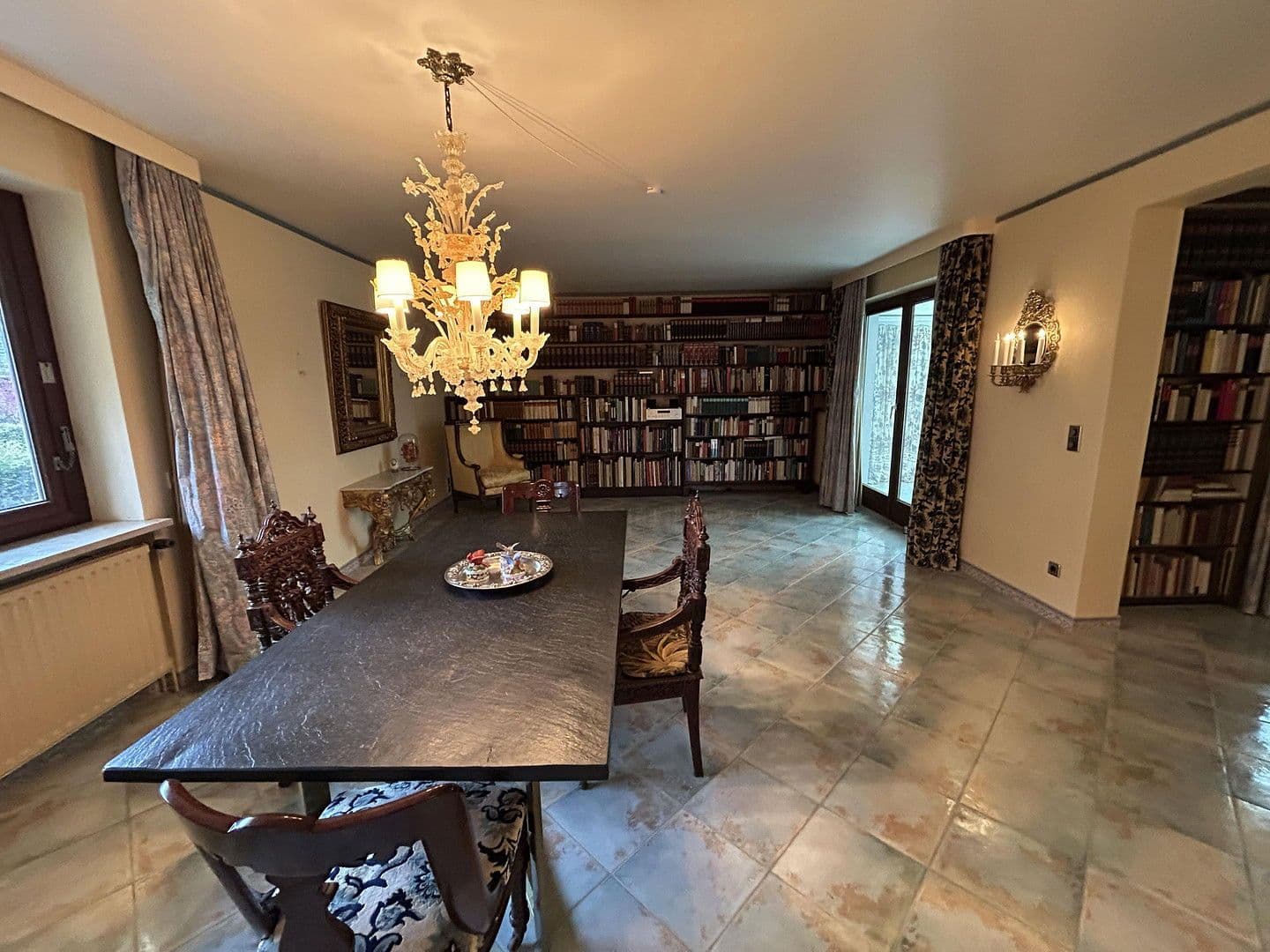 Predaj domu 343 m², pozemek 737 m², Tangstedt, Šlezvicko-Holštajnsko Predaj domu 343 m², pozemek 737 m², Tangstedt, Šlezvicko-Holštajnsko