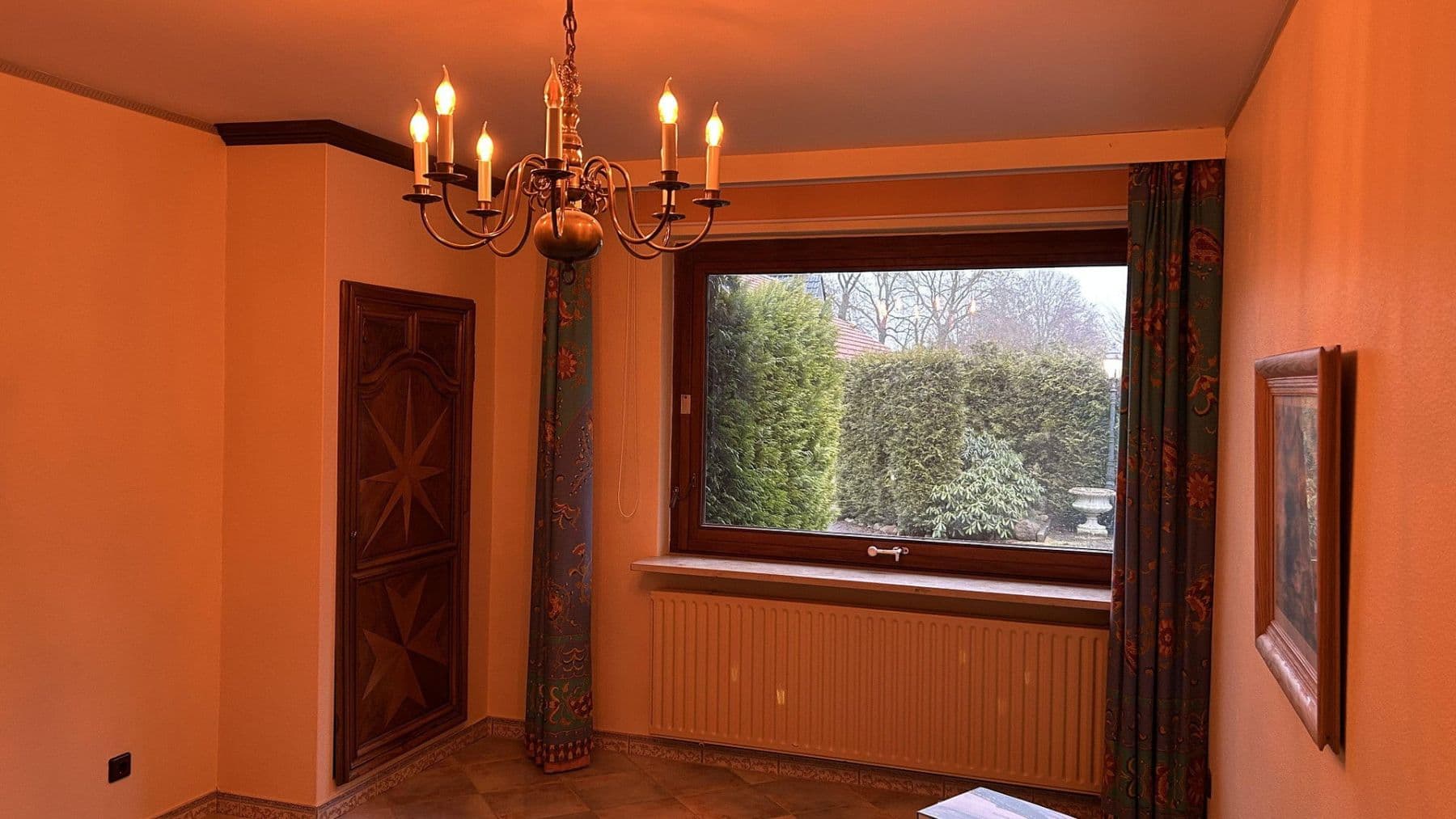 Predaj domu 343 m², pozemek 737 m², Tangstedt, Šlezvicko-Holštajnsko Predaj domu 343 m², pozemek 737 m², Tangstedt, Šlezvicko-Holštajnsko