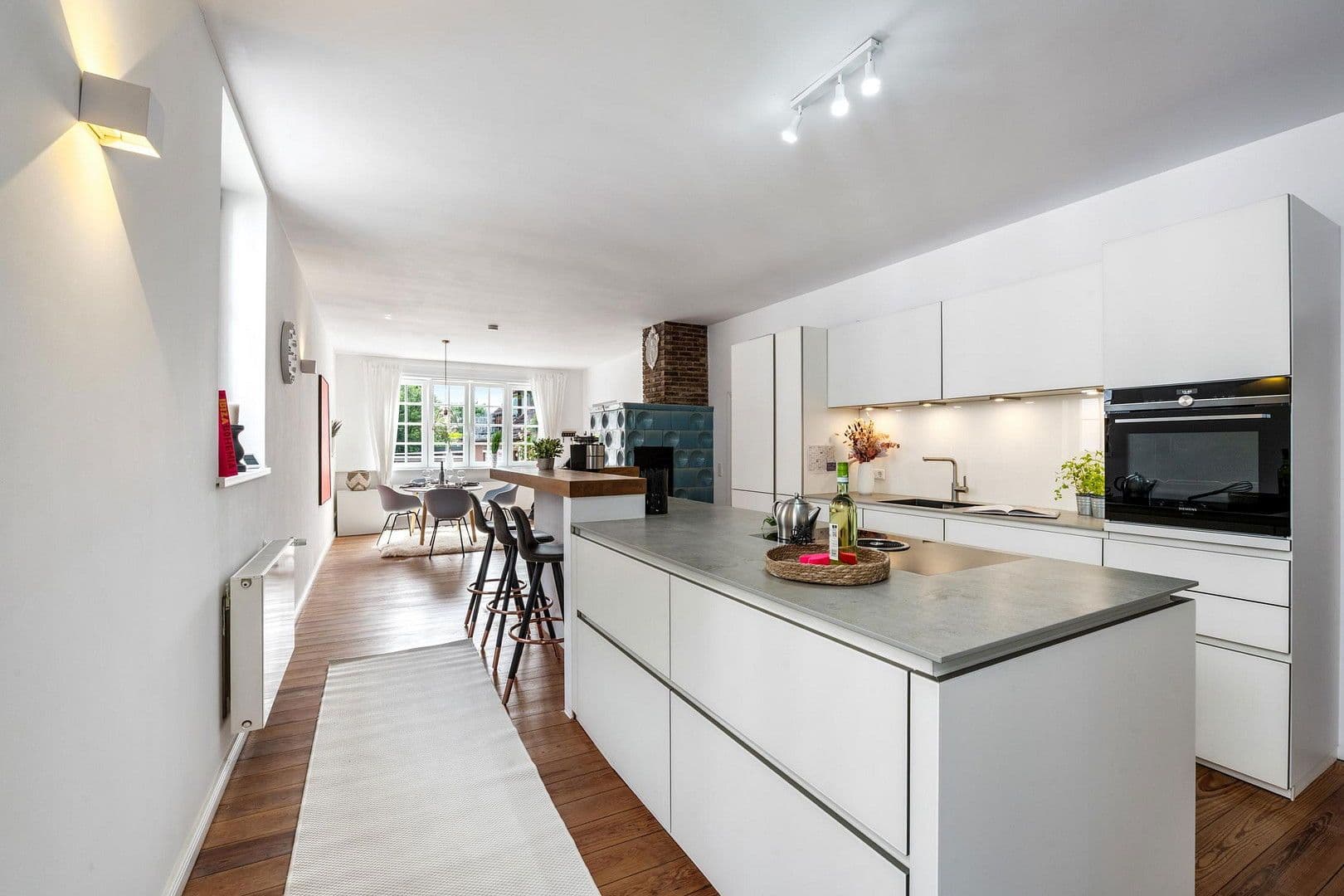 Predaj domu 360 m², pozemek 1.400 m², Jork, Dolné Sasko Predaj domu 360 m², pozemek 1.400 m², Jork, Dolné Sasko