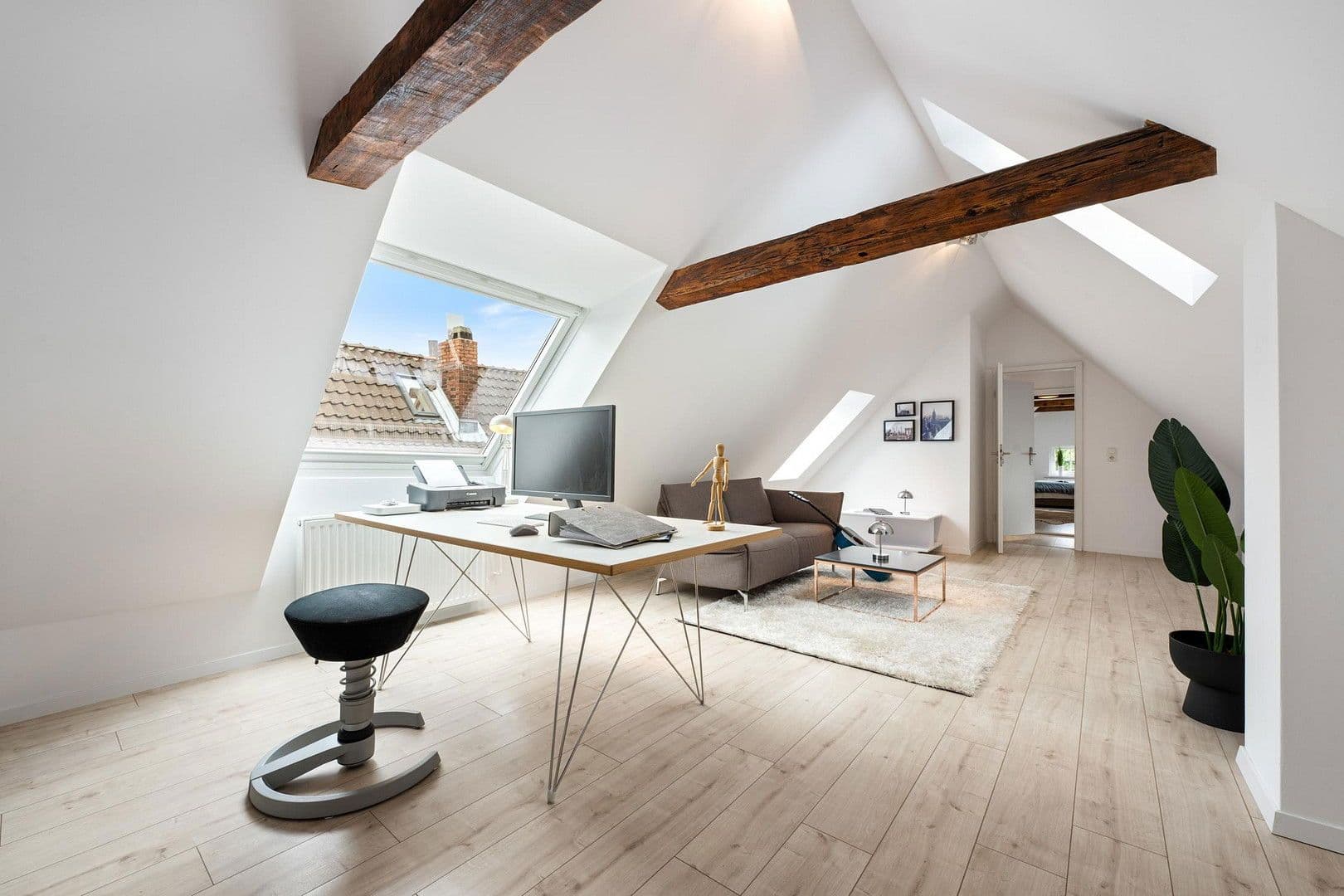 Predaj domu 360 m², pozemek 1.400 m², Jork, Dolné Sasko Predaj domu 360 m², pozemek 1.400 m², Jork, Dolné Sasko