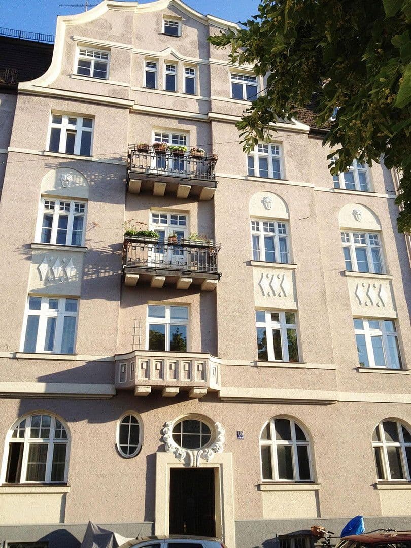 Predaj bytu 3-izbový 87 m², Alramstr. 15, München, Bavorsko Predaj bytu 3-izbový 87 m², Alramstr. 15, München, Bavorsko