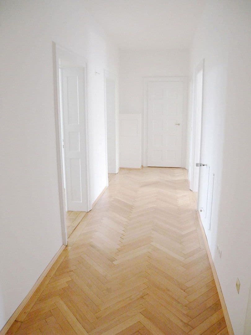 Predaj bytu 3-izbový 87 m², Alramstr. 15, München, Bavorsko Predaj bytu 3-izbový 87 m², Alramstr. 15, München, Bavorsko