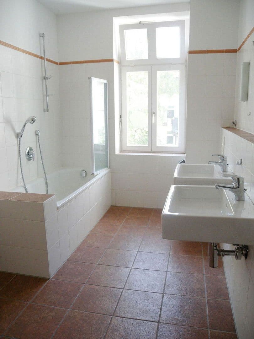 Predaj bytu 3-izbový 87 m², Alramstr. 15, München, Bavorsko Predaj bytu 3-izbový 87 m², Alramstr. 15, München, Bavorsko