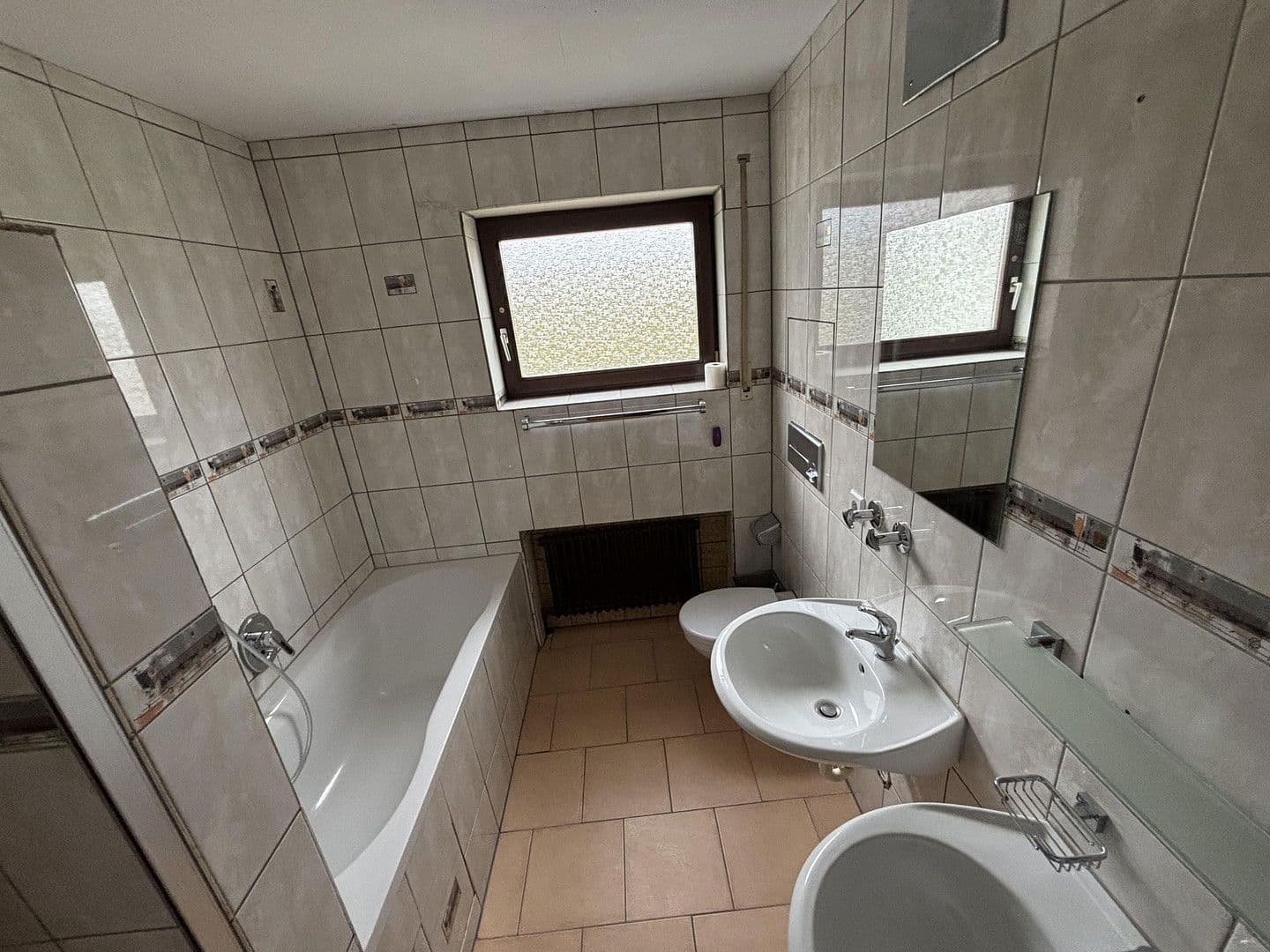 Prenájom bytu 3-izbový 103 m², Albrecht-Erhardt-Str. 15, Aalen, Bádensko-Wurttembersko Prenájom bytu 3-izbový 103 m², Albrecht-Erhardt-Str. 15, Aalen, Bádensko-Wurttembersko