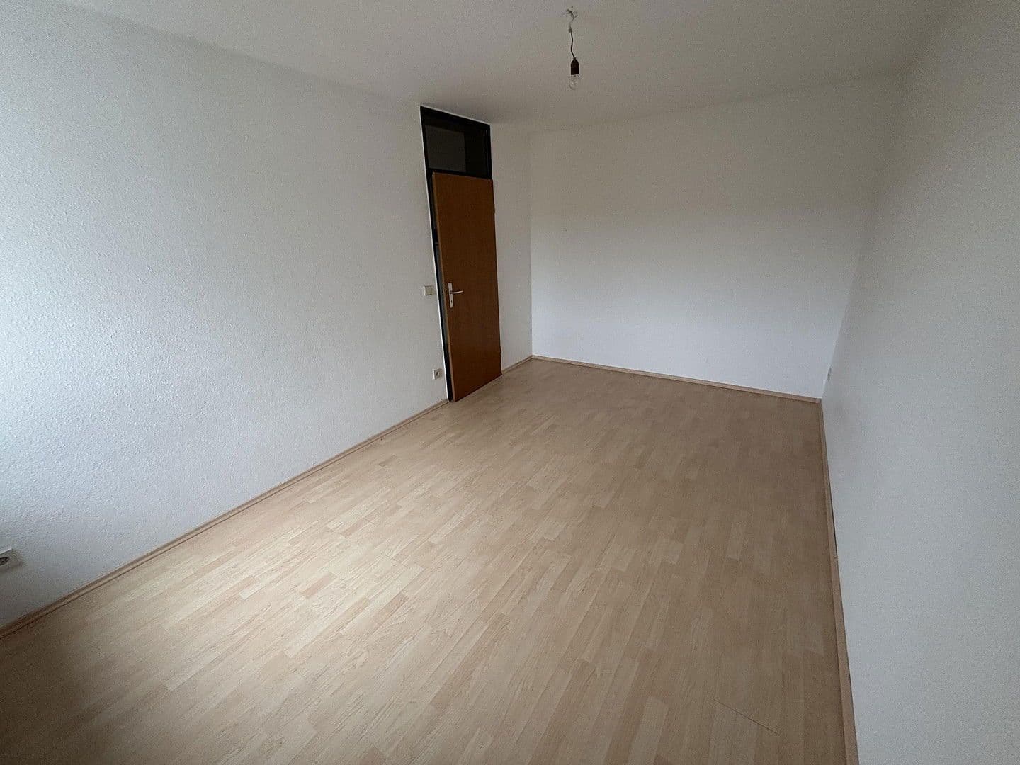 Prenájom bytu 3-izbový 103 m², Albrecht-Erhardt-Str. 15, Aalen, Bádensko-Wurttembersko Prenájom bytu 3-izbový 103 m², Albrecht-Erhardt-Str. 15, Aalen, Bádensko-Wurttembersko