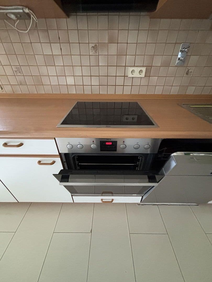 Prenájom bytu 3-izbový 103 m², Albrecht-Erhardt-Str. 15, Aalen, Bádensko-Wurttembersko Prenájom bytu 3-izbový 103 m², Albrecht-Erhardt-Str. 15, Aalen, Bádensko-Wurttembersko