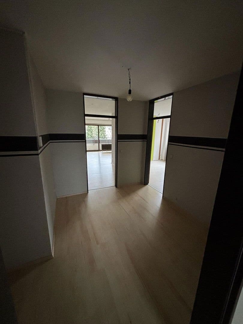 Prenájom bytu 3-izbový 103 m², Albrecht-Erhardt-Str. 15, Aalen, Bádensko-Wurttembersko Prenájom bytu 3-izbový 103 m², Albrecht-Erhardt-Str. 15, Aalen, Bádensko-Wurttembersko