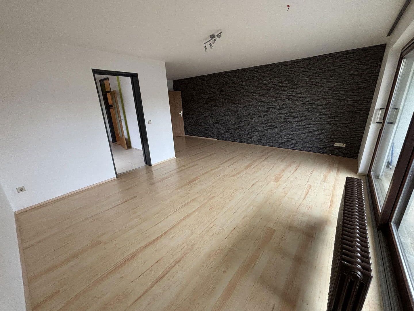 Prenájom bytu 3-izbový 103 m², Albrecht-Erhardt-Str. 15, Aalen, Bádensko-Wurttembersko Prenájom bytu 3-izbový 103 m², Albrecht-Erhardt-Str. 15, Aalen, Bádensko-Wurttembersko