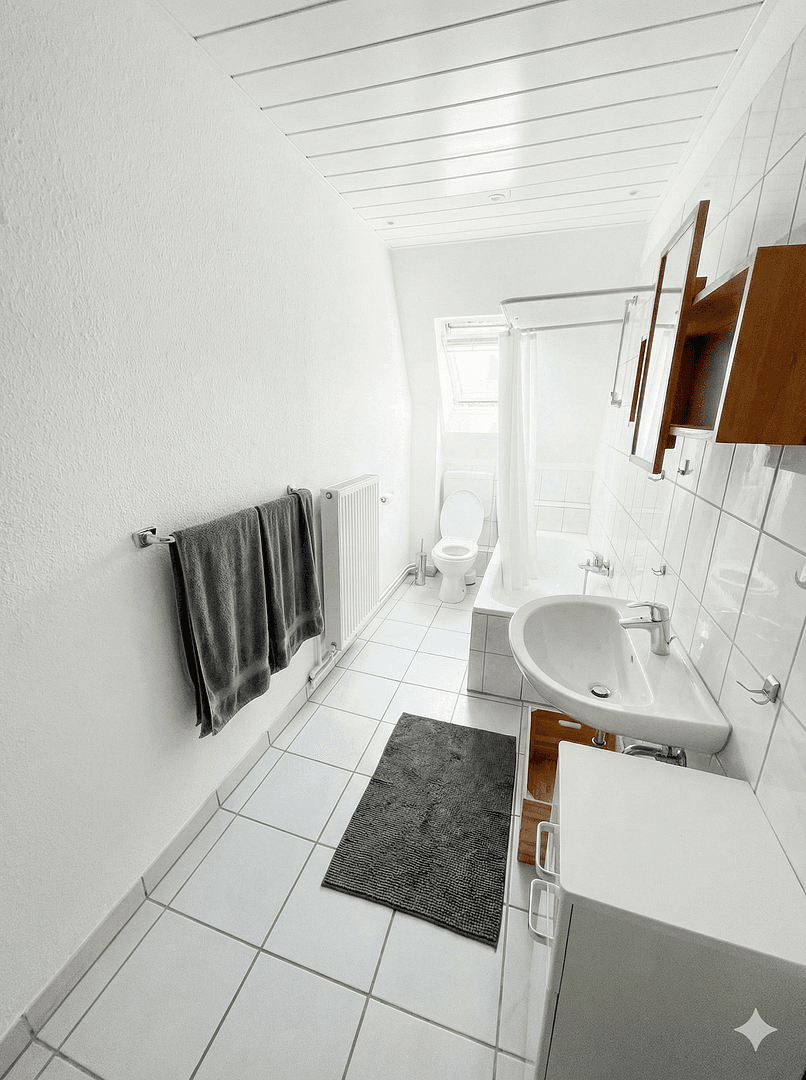 Prenájom bytu 3-izbový 100 m², Martinistraße 17A, Osnabrück, Dolné Sasko Prenájom bytu 3-izbový 100 m², Martinistraße 17A, Osnabrück, Dolné Sasko