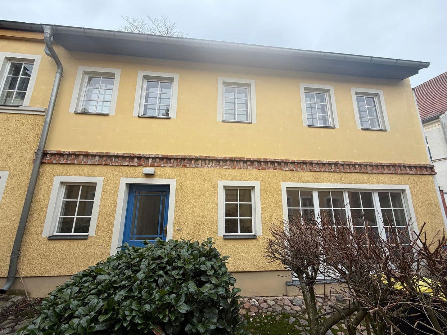 Prenájom bytu 1-izbový 60 m², Berliner Str. 14, Altlandsberg, Brandenbursko Prenájom bytu 1-izbový 60 m², Berliner Str. 14, Altlandsberg, Brandenbursko