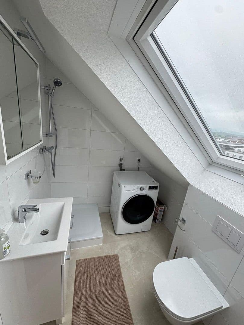 Predaj bytu 3-izbový 94 m², Salach, Bádensko-Wurttembersko Predaj bytu 3-izbový 94 m², Salach, Bádensko-Wurttembersko