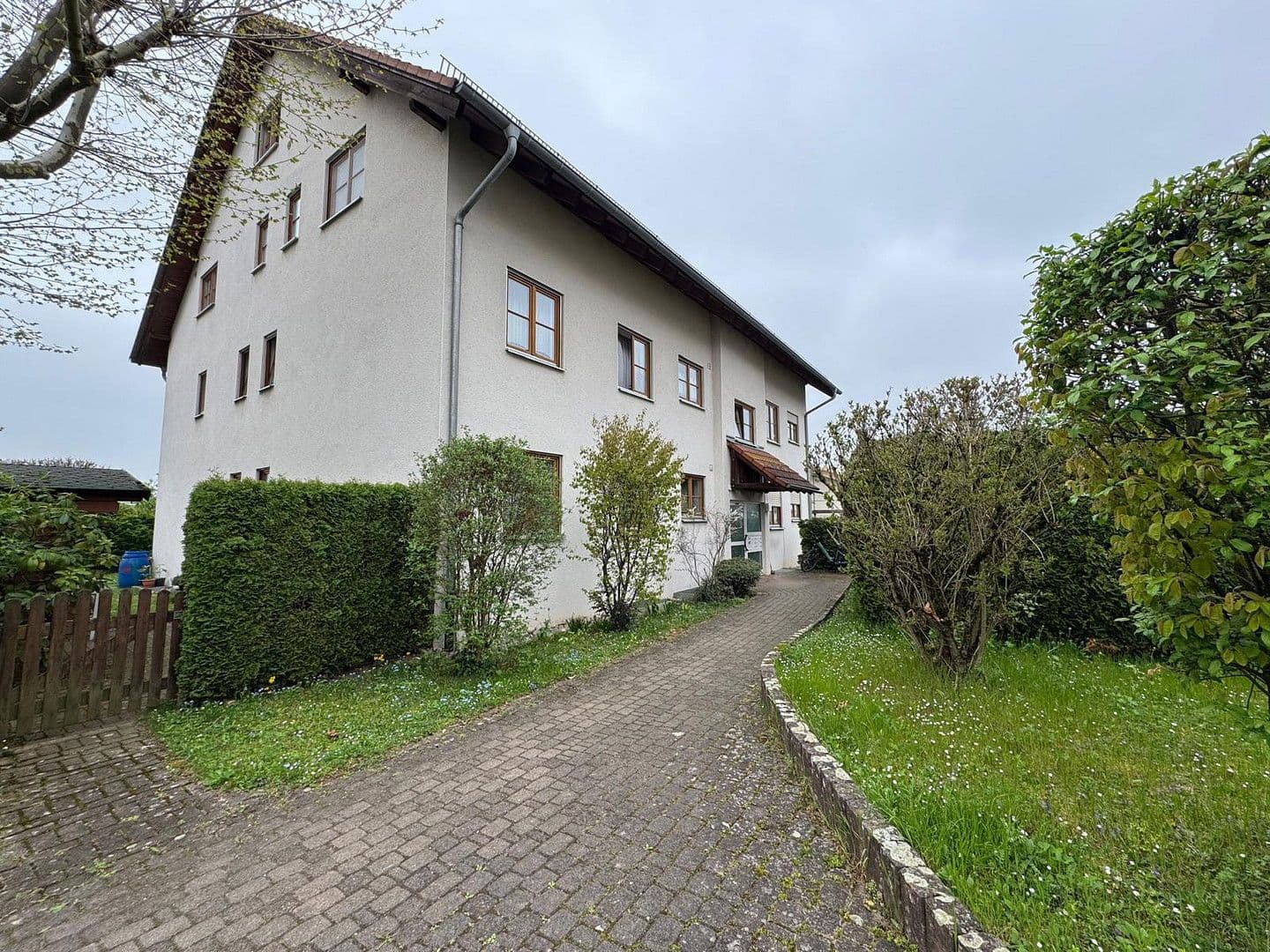Predaj bytu 3-izbový 94 m², Salach, Bádensko-Wurttembersko Predaj bytu 3-izbový 94 m², Salach, Bádensko-Wurttembersko