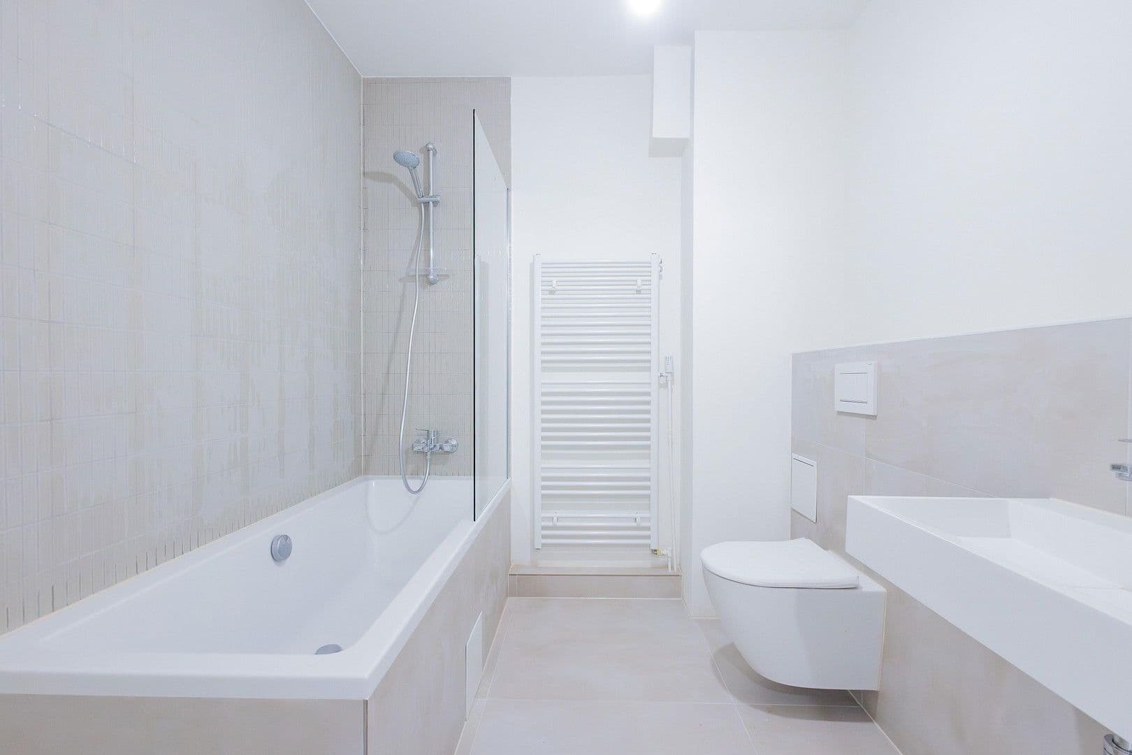 Prenájom bytu 3-izbový 88 m², Hamburg, Hamburg Prenájom bytu 3-izbový 88 m², Hamburg, Hamburg