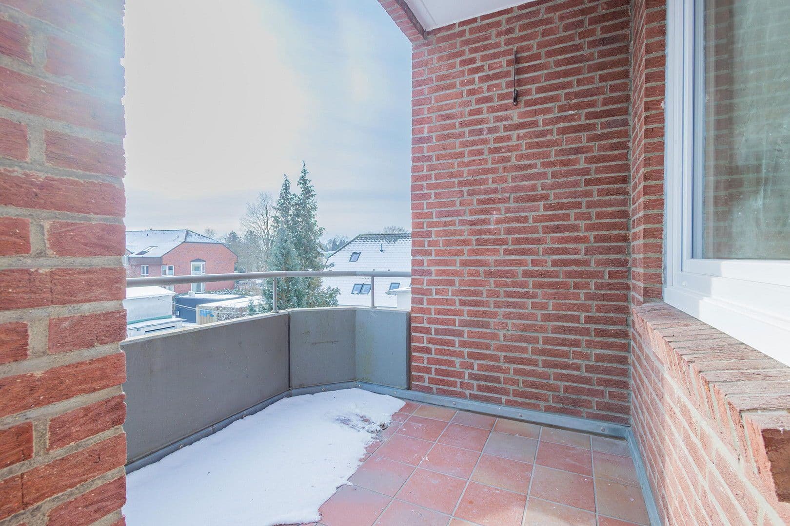 Prenájom bytu 3-izbový 88 m², Hamburg, Hamburg Prenájom bytu 3-izbový 88 m², Hamburg, Hamburg