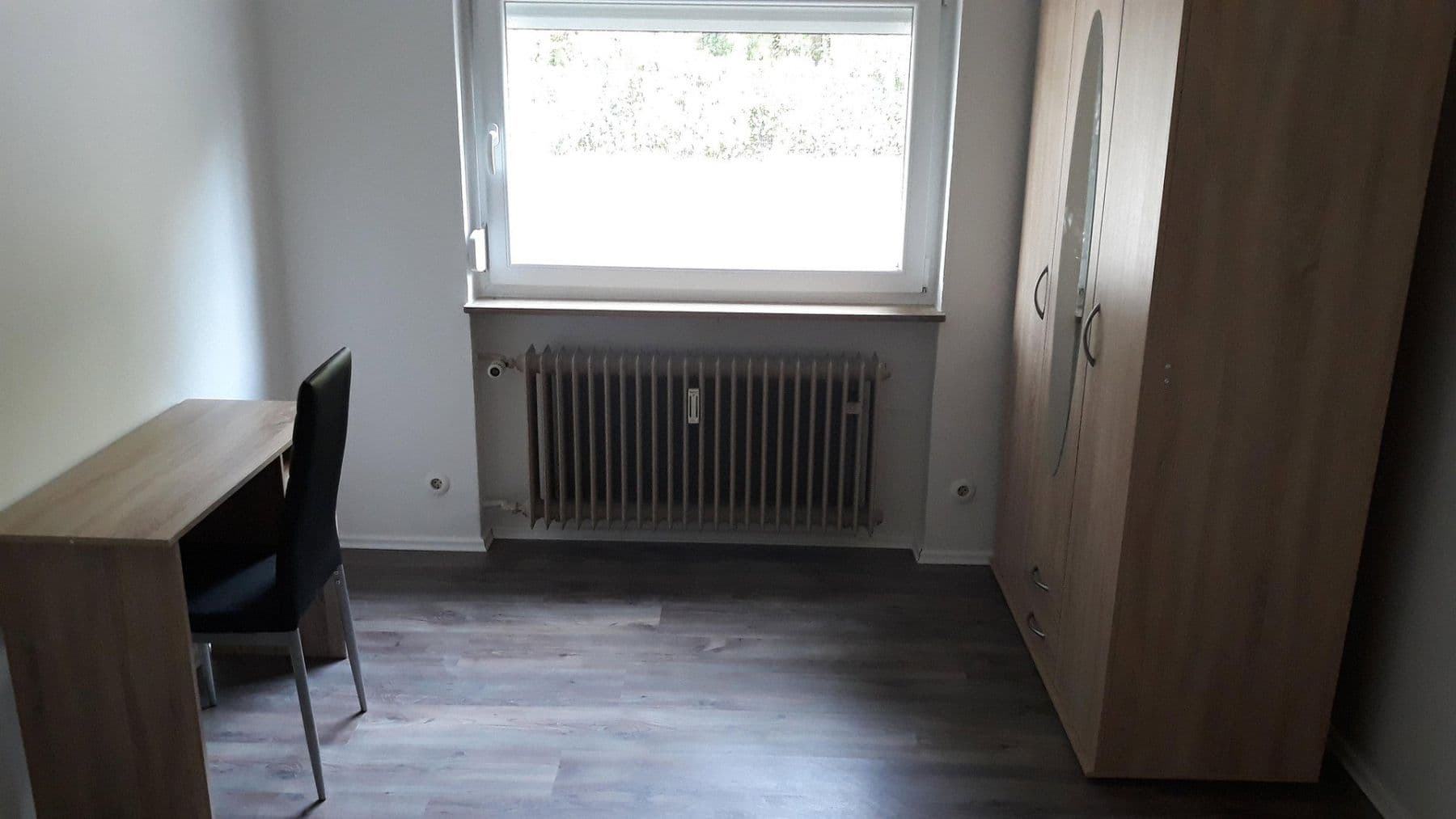 Prenájom bytu 4-izbový 20 m², Wartbergstraße 44, Heilbronn, Bádensko-Wurttembersko Prenájom bytu 4-izbový 20 m², Wartbergstraße 44, Heilbronn, Bádensko-Wurttembersko