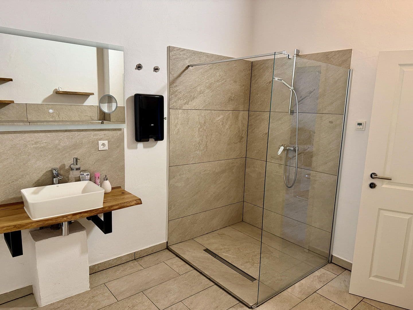 Prenájom kancelárie 1.100 m², Euskirchen, Severné Porýnie - Westfálsko Prenájom kancelárie 1.100 m², Euskirchen, Severné Porýnie - Westfálsko