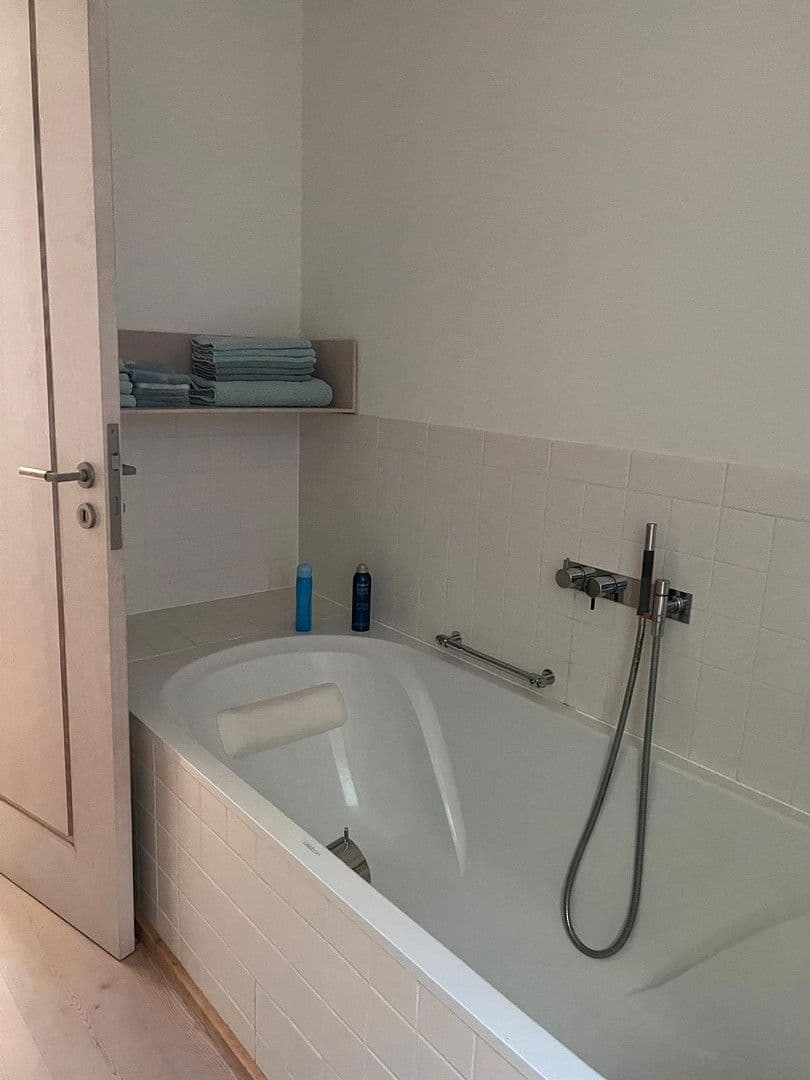 Prenájom domu 204 m², pozemek 5.000 m², Sterley, Šlezvicko-Holštajnsko Prenájom domu 204 m², pozemek 5.000 m², Sterley, Šlezvicko-Holštajnsko