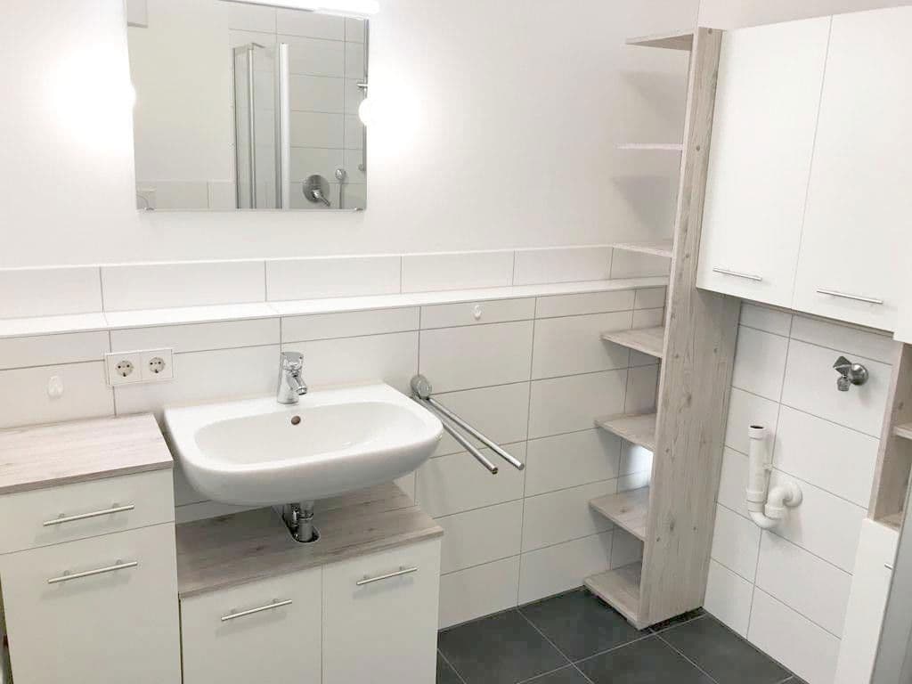 Prenájom bytu 2-izbový 52 m², Stuttgart, Bádensko-Wurttembersko Prenájom bytu 2-izbový 52 m², Stuttgart, Bádensko-Wurttembersko