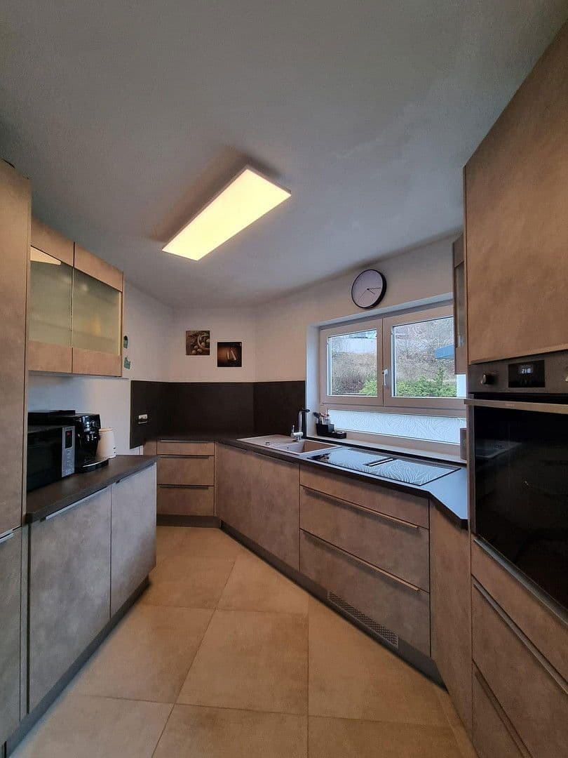 Predaj domu 126 m², pozemek 497 m², Wilhelmsfeld, Bádensko-Wurttembersko Predaj domu 126 m², pozemek 497 m², Wilhelmsfeld, Bádensko-Wurttembersko