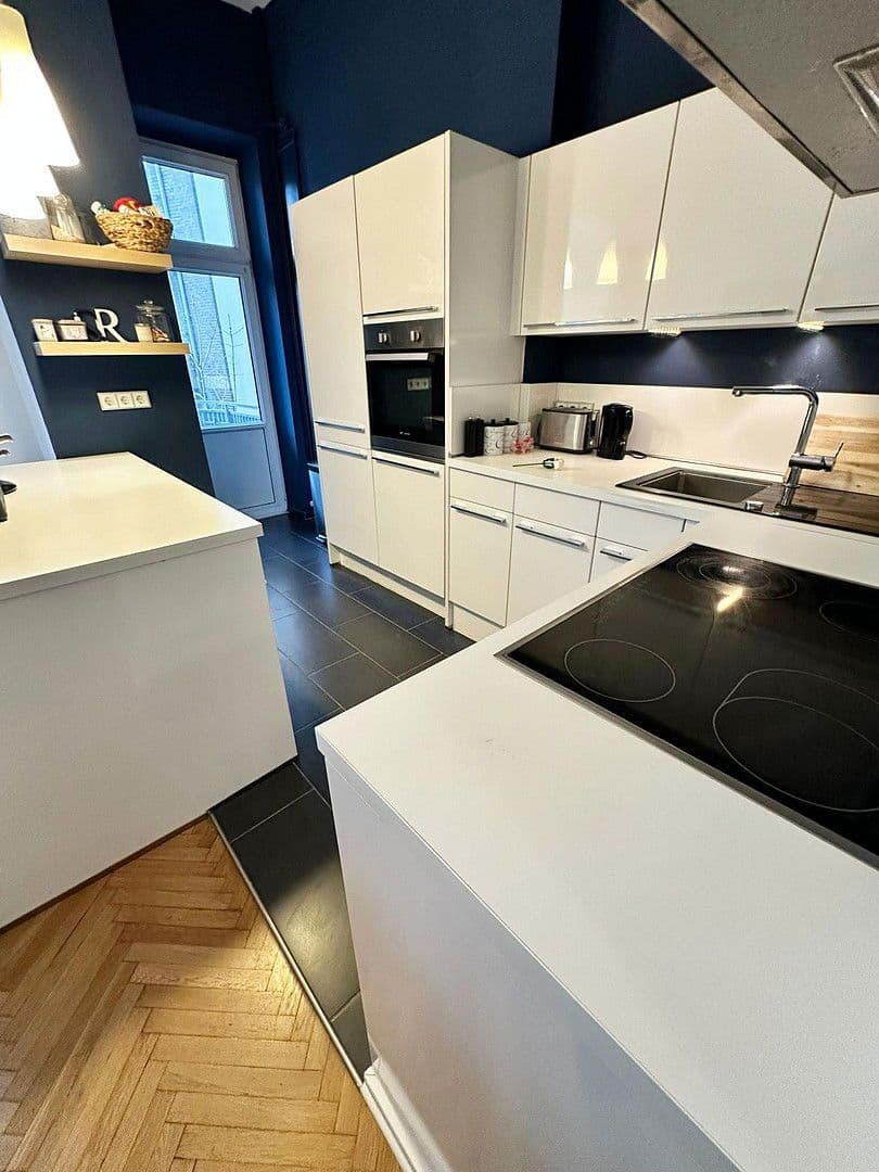 Predaj bytu 5-izbový 133 m², DÜSSELDORF, Severné Porýnie - Westfálsko Predaj bytu 5-izbový 133 m², DÜSSELDORF, Severné Porýnie - Westfálsko