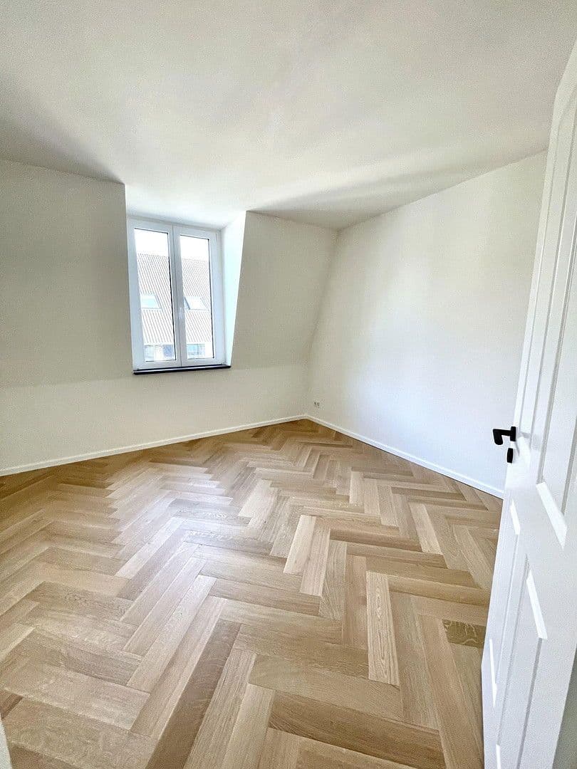 Predaj bytu 5-izbový 126 m², Düsseldorf, Severné Porýnie - Westfálsko Predaj bytu 5-izbový 126 m², Düsseldorf, Severné Porýnie - Westfálsko