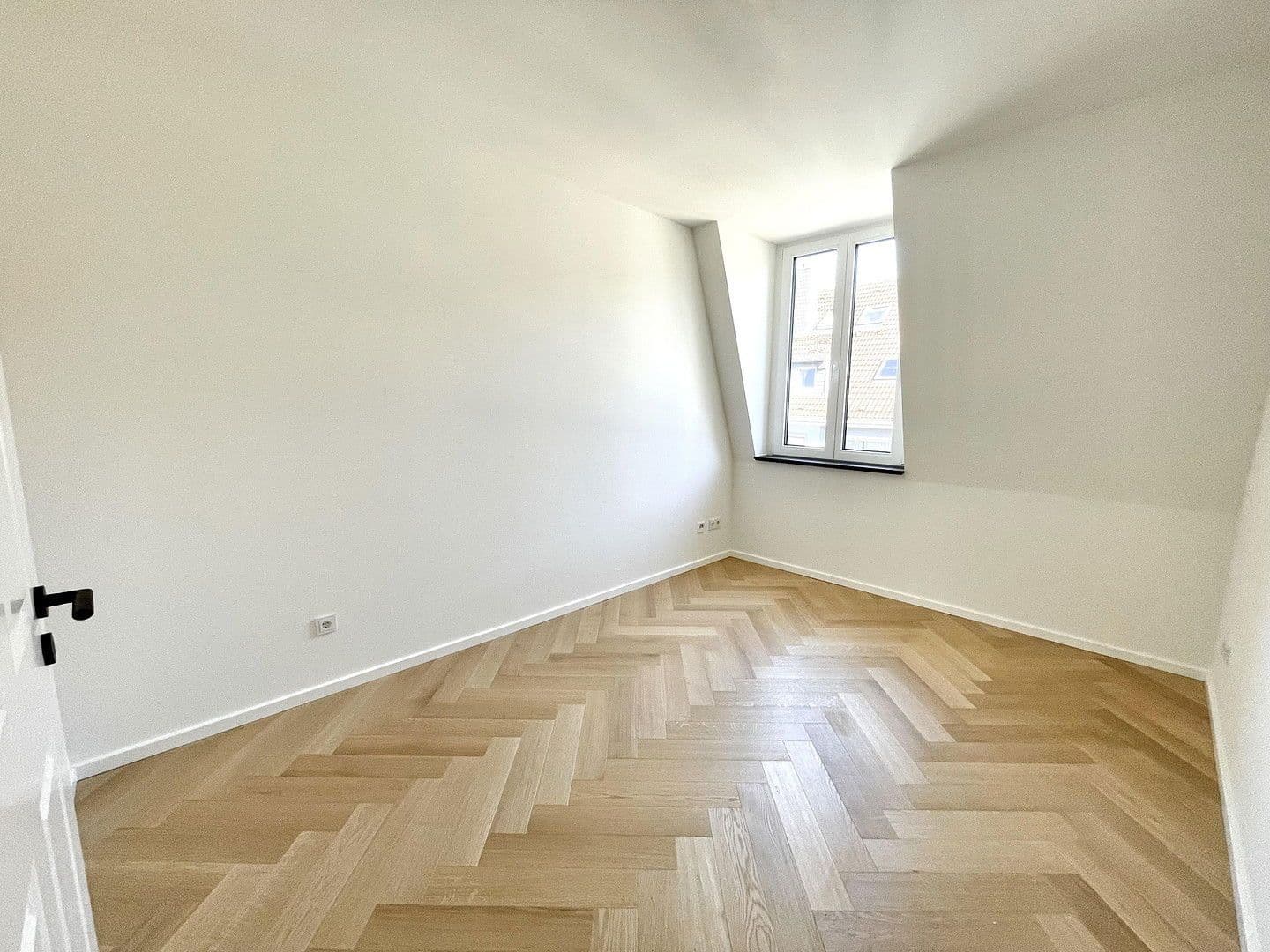 Predaj bytu 5-izbový 126 m², Düsseldorf, Severné Porýnie - Westfálsko Predaj bytu 5-izbový 126 m², Düsseldorf, Severné Porýnie - Westfálsko
