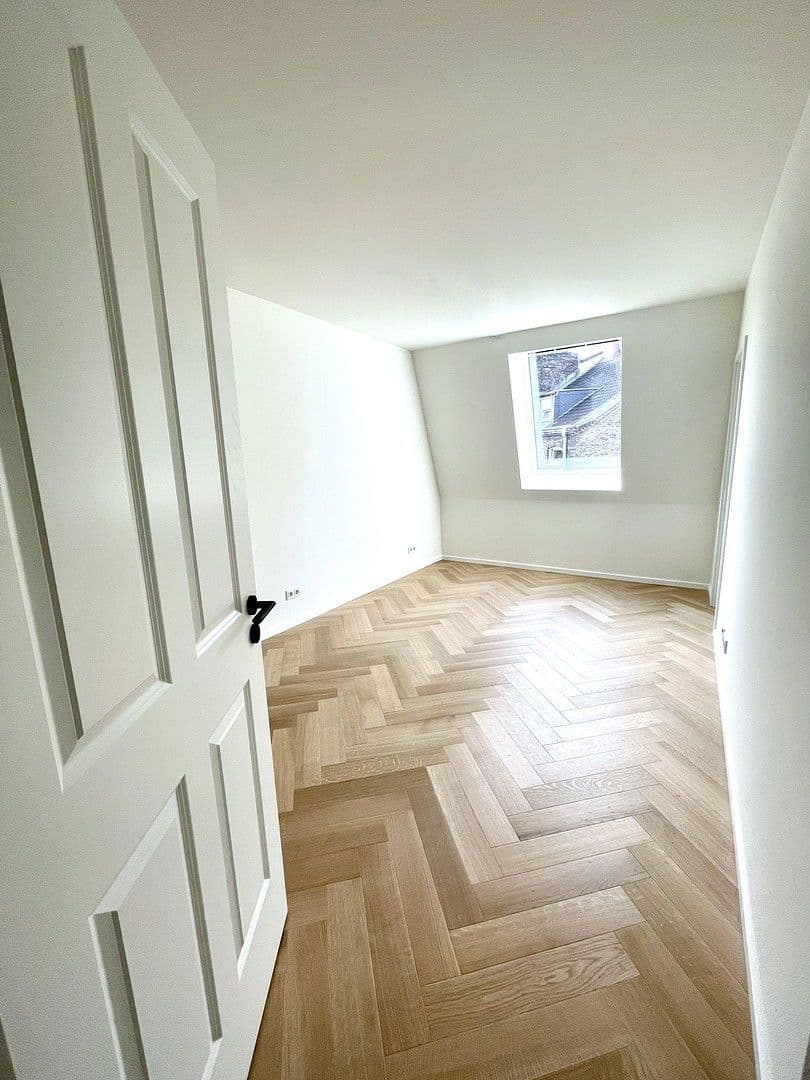 Predaj bytu 5-izbový 126 m², Düsseldorf, Severné Porýnie - Westfálsko Predaj bytu 5-izbový 126 m², Düsseldorf, Severné Porýnie - Westfálsko