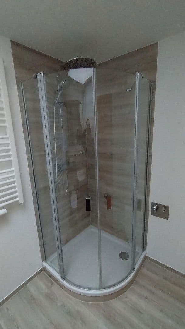 Prenájom bytu 2-izbový 52 m², Annaberger Str 165, Chemnitz, Sasko Prenájom bytu 2-izbový 52 m², Annaberger Str 165, Chemnitz, Sasko