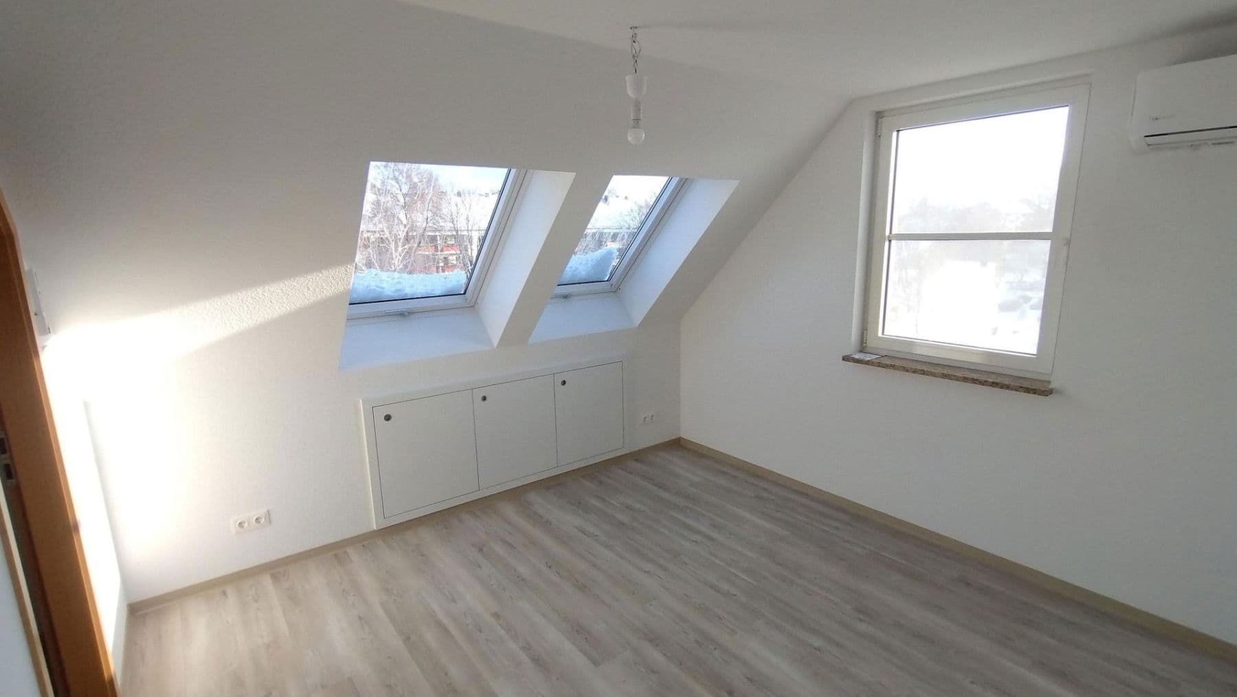 Prenájom bytu 2-izbový 52 m², Annaberger Str 165, Chemnitz, Sasko Prenájom bytu 2-izbový 52 m², Annaberger Str 165, Chemnitz, Sasko