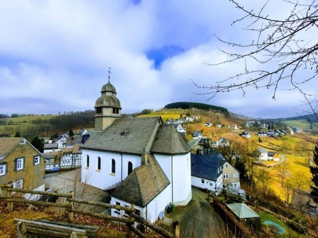 Predaj bytu 3-izbový 74 m², Schmallenberg, Severné Porýnie - Westfálsko Predaj bytu 3-izbový 74 m², Schmallenberg, Severné Porýnie - Westfálsko