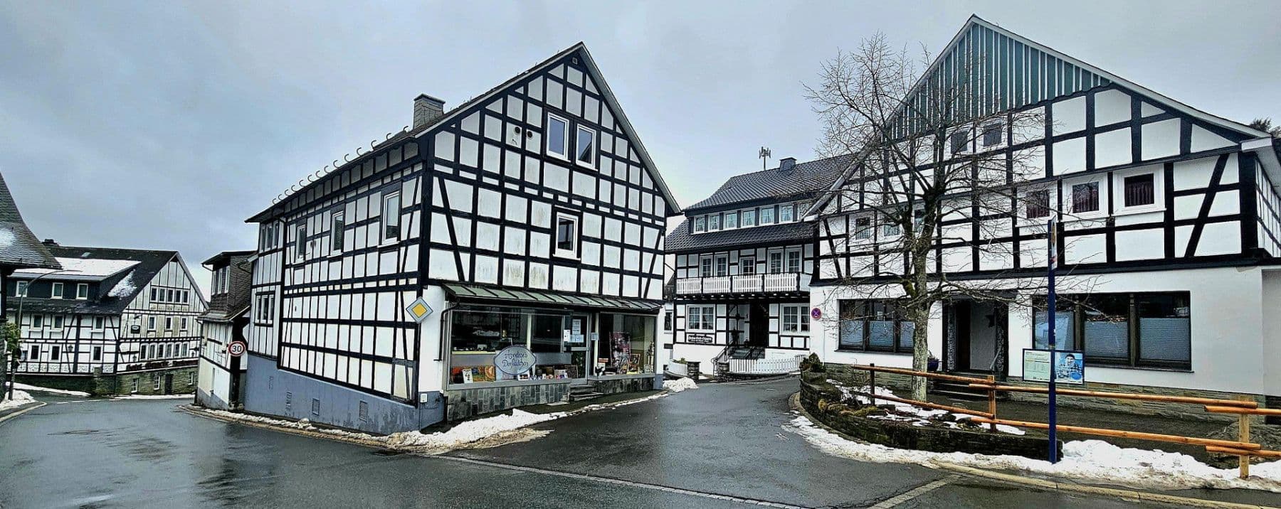 Predaj bytu 3-izbový 74 m², Schmallenberg, Severné Porýnie - Westfálsko Predaj bytu 3-izbový 74 m², Schmallenberg, Severné Porýnie - Westfálsko