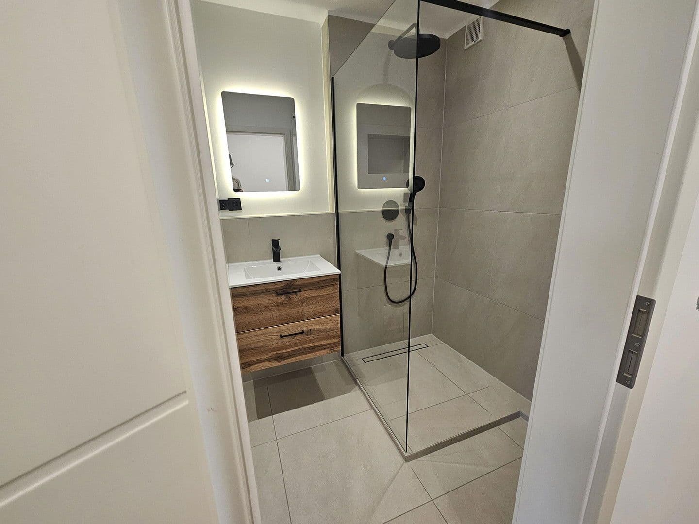 Predaj bytu 3-izbový 80 m², Kimbernstieg 25, Hamburg, Hamburg Predaj bytu 3-izbový 80 m², Kimbernstieg 25, Hamburg, Hamburg