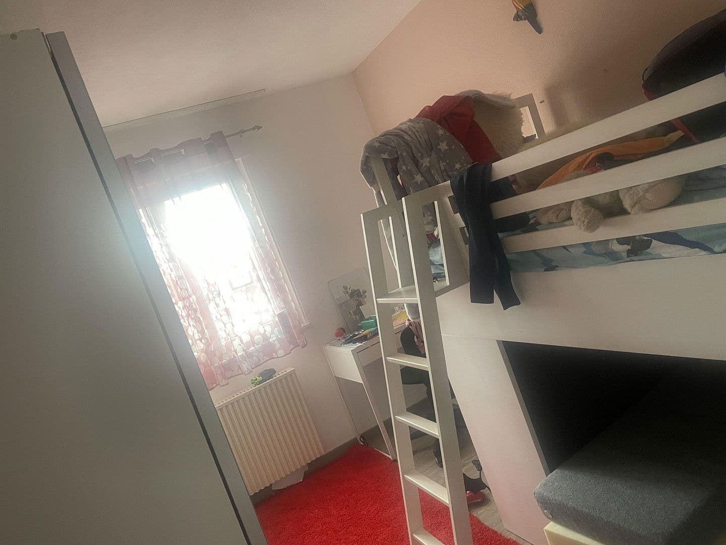 Predaj domu 110 m², pozemek 148 m², Kirchheim unter Teck, Bádensko-Wurttembersko Predaj domu 110 m², pozemek 148 m², Kirchheim unter Teck, Bádensko-Wurttembersko