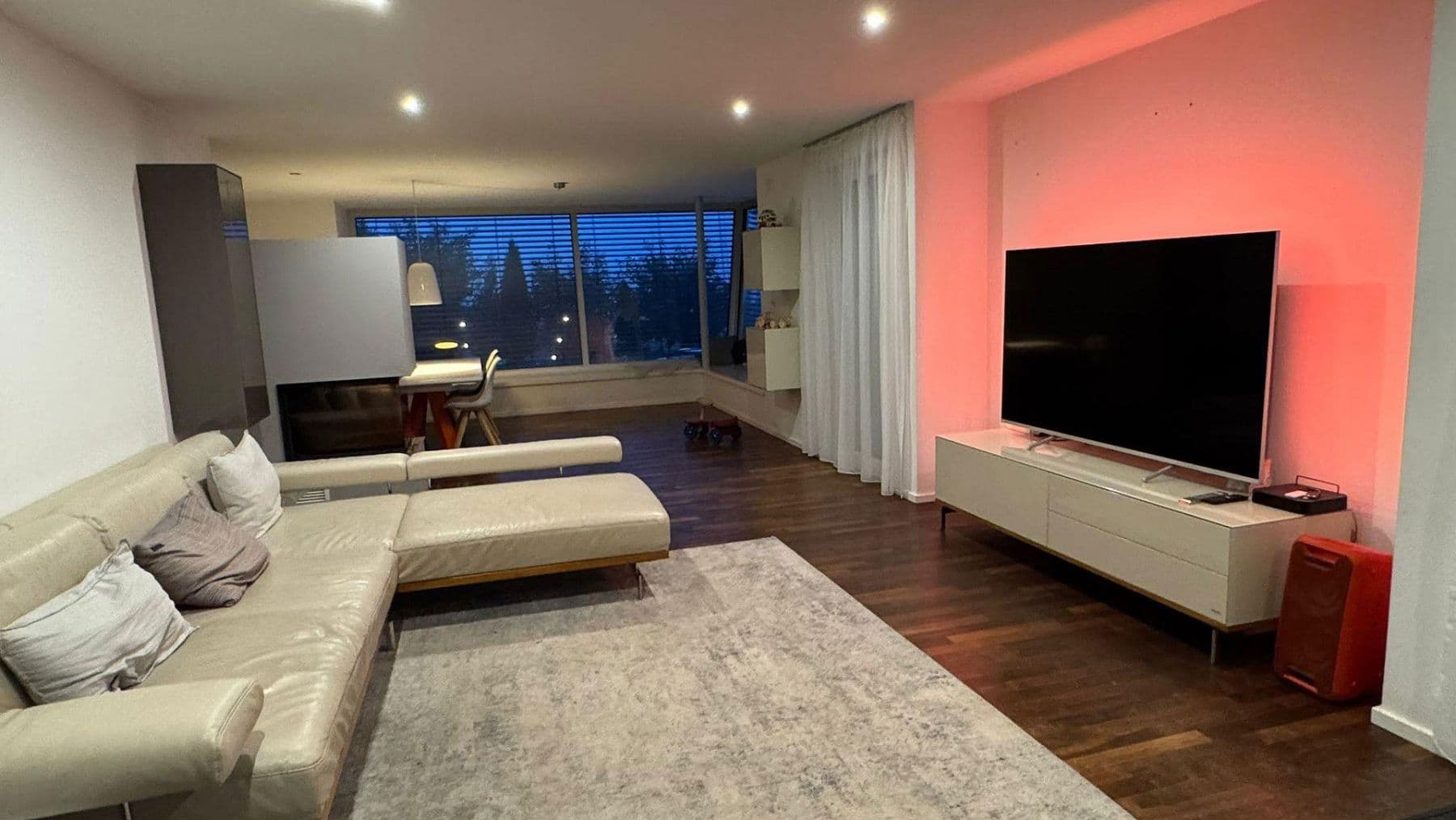 Predaj domu 297 m², pozemek 571 m², Titisee-Neustadt, Bádensko-Wurttembersko Predaj domu 297 m², pozemek 571 m², Titisee-Neustadt, Bádensko-Wurttembersko