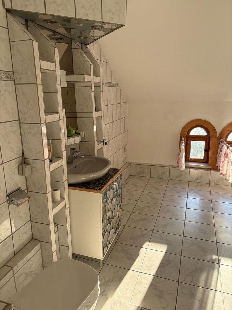 Predaj domu 180 m², pozemek 4.400 m², Fehrbellin, Brandenbursko Predaj domu 180 m², pozemek 4.400 m², Fehrbellin, Brandenbursko