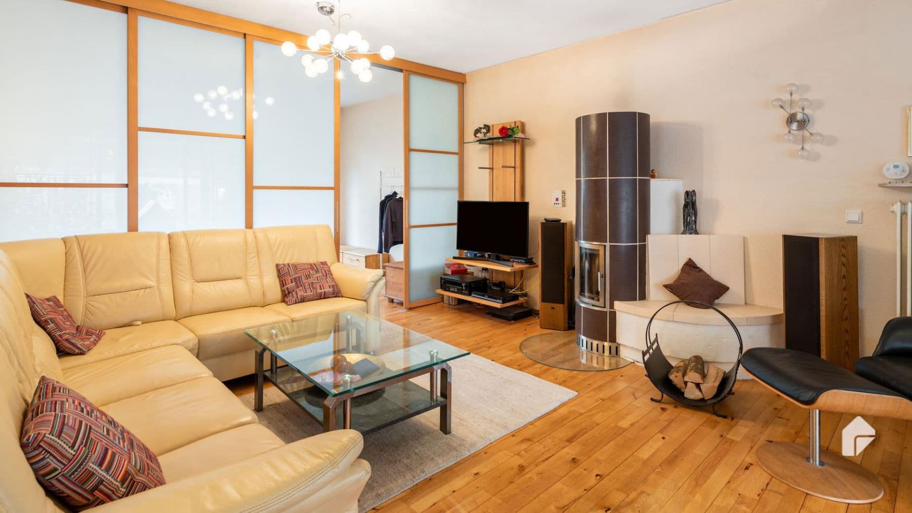 Predaj domu 286 m², pozemek 875 m², Laufach, Bavorsko Predaj domu 286 m², pozemek 875 m², Laufach, Bavorsko