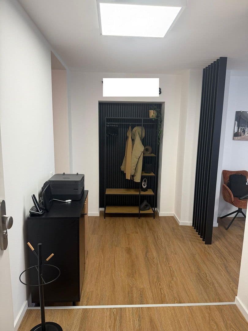 Prenájom kancelárie 90 m², Biblis, Hesensko Prenájom kancelárie 90 m², Biblis, Hesensko